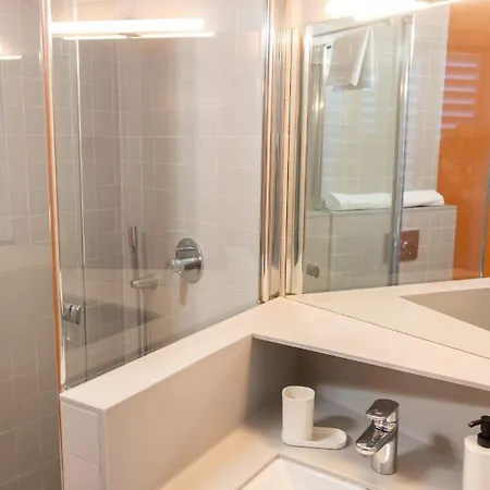 Rentalsevilla A Pies De La Giralda Apartment *