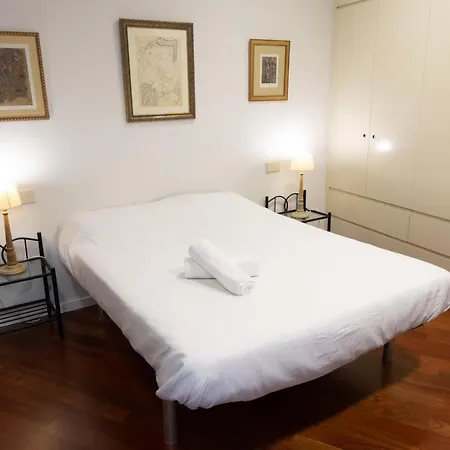 Rentalsevilla A Pies De La Giralda Apartment