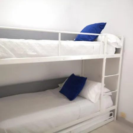 Vivir Guadalquivir Touristic Apartment *