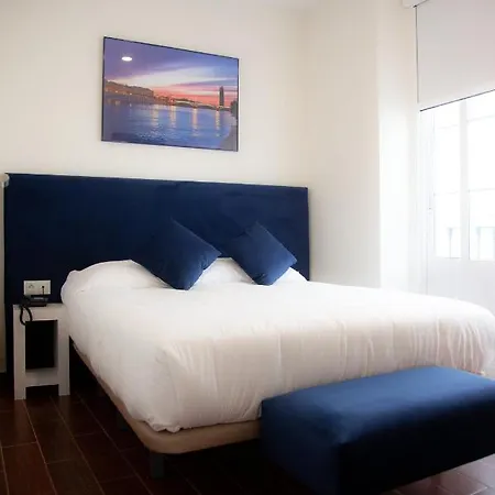 Hotel Noches En Triana Sevilla