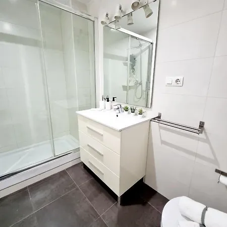 Apartment Hostfy Centro De Triana *