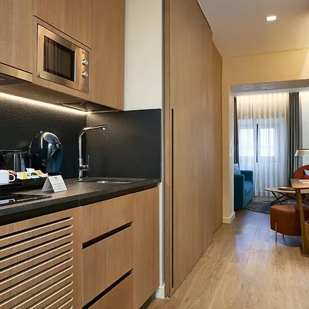 Murillo Plaza Sta. Cruz Apartment *