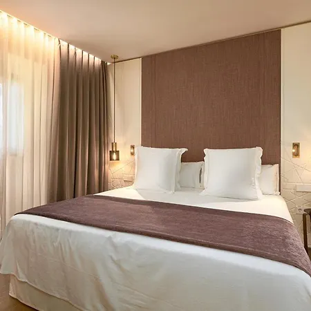 Murillo Plaza Sta. Cruz Apartment Seville