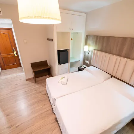 Hotel Sercotel Dona Carmela 3*
