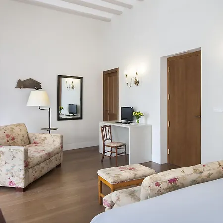 Amadeus Hotel Sevilla