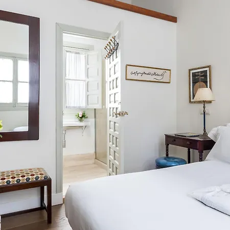Hotel Amadeus 4*