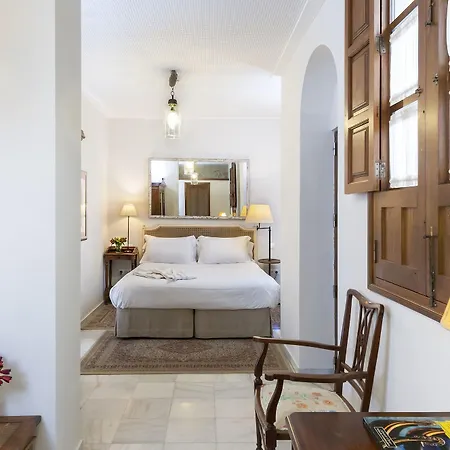 Hotel Amadeus 4*