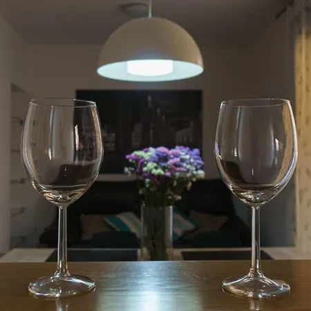 Rentalsevilla Coqueto Apartamento Con Terraza Privada