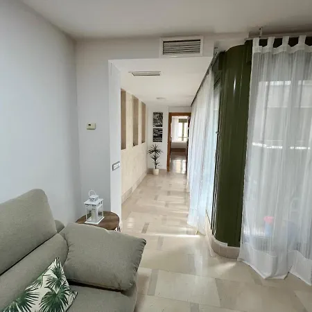 1d Brand New Downtown Sevilla, Azofaifo Street * Sevilha