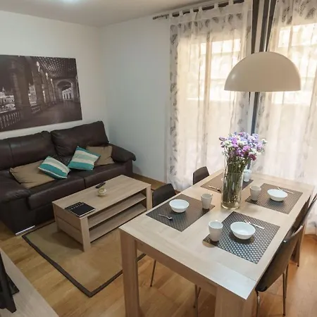 Rentalsevilla Coqueto Apartamento Con Terraza Privada Séville