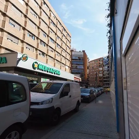 Rentalsevilla Coqueto Apartamento Con Terraza Privada Appartement Séville