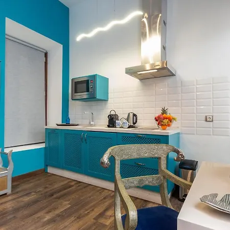 Amazing In With Kitchenette