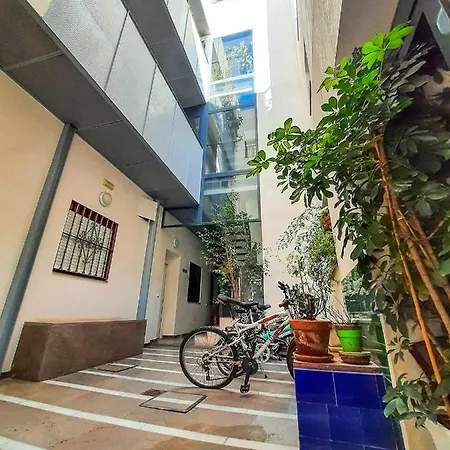 Lovely Center - Sunny Balcony Alfalfa * Seville