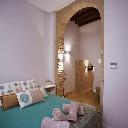 Mini In The Heart Of For Exclusive Usage Holiday home Seville