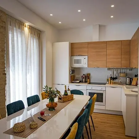 Mini In The Heart Of For Exclusive Usage Holiday home Seville