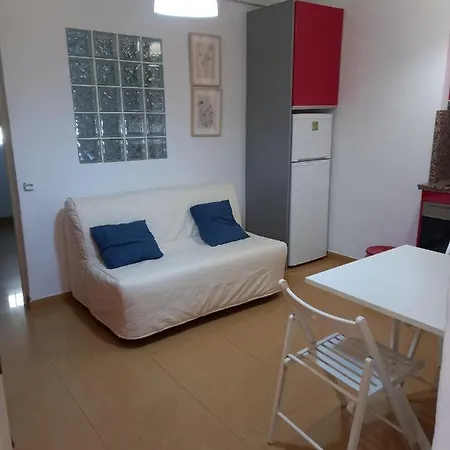 Triana Y Apartment