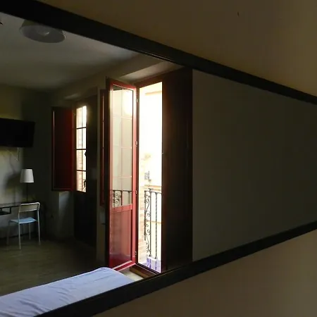 Hostel Grand Luxe