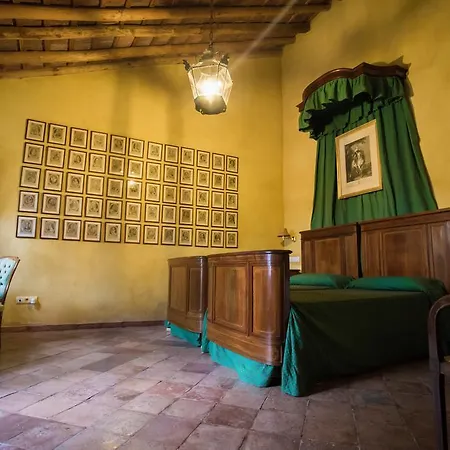 El Palacio De San Benito 4*
