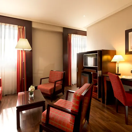 Center 4* Sevilla