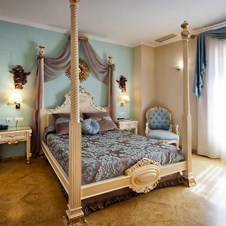 Adriano Boutique 3*