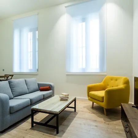Lanza Apartment *