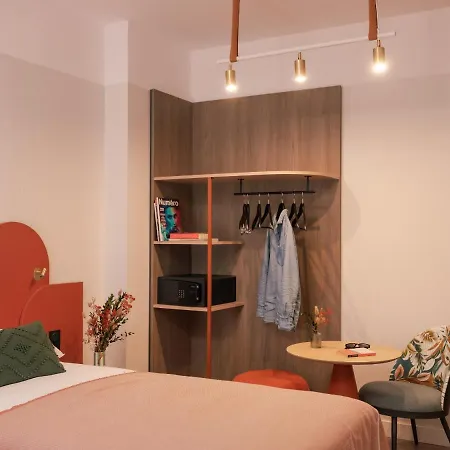 Hotel Ibis Styles Santa Justa 3*