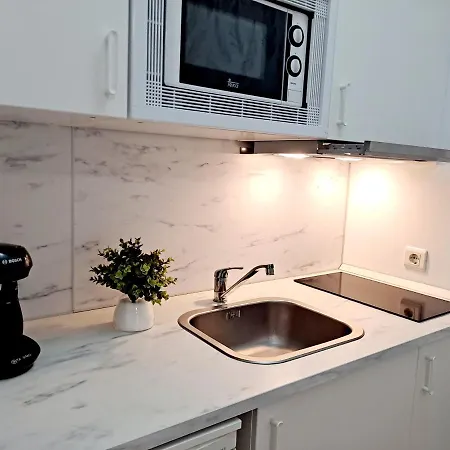 Apartamento Acogedor Con La Mejor Ubicación.
