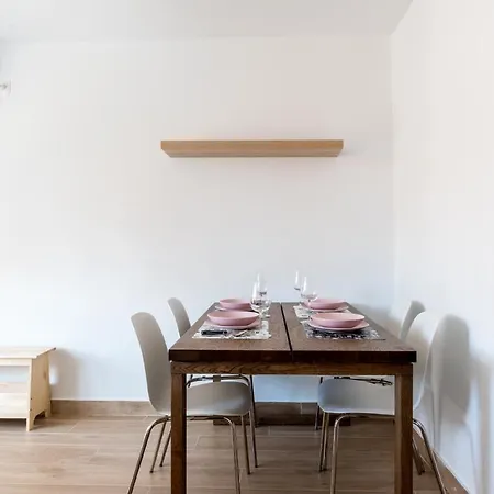 Apartment Holi-rent Pureza Seville