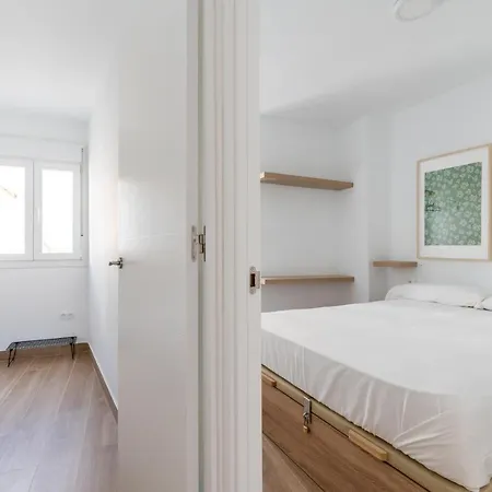 Holi-rent Pureza Apartment