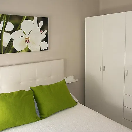 Apartamento Rubí * Sevilla