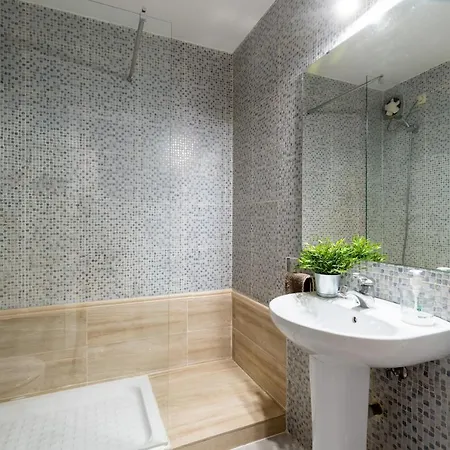 Apartment Cr Alameda Amplio Y Traquilo Apartameto Parejas Seville