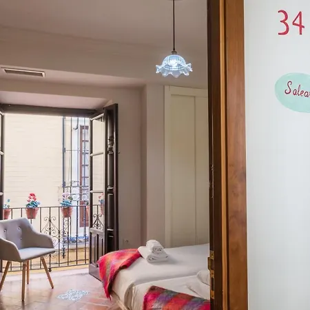 Casa17 Santacruz Pensión Sevilla