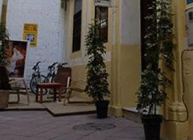 Nuevo Suizo 2* Sevilla