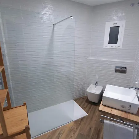Rentalsevilla Espacioso Y Acogegor Apartamento De 3 * Севилья