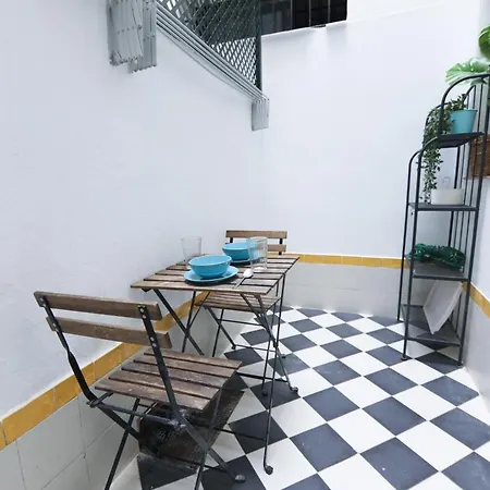 Rentalsevilla Espacioso Y Acogegor Apartamento De 3 * Севилья