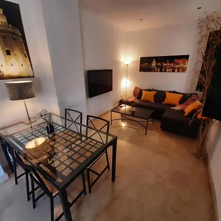 Apartment Con Encanto En Patio Sevillano Seville