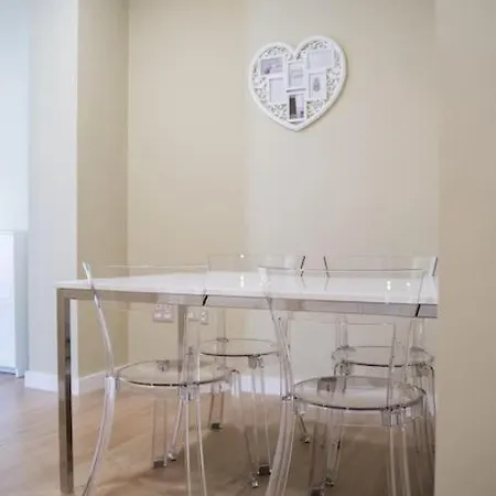 Optimus Corazon De Triana Apartment *