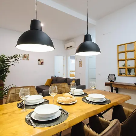 Apartment Hostly Rbh0 Modern