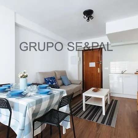 Cder Center Cathedral And Alcazar Apartment *