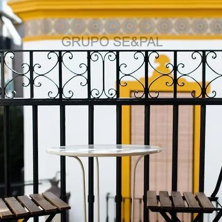 Cder Center Cathedral And Alcazar Apartment Seville