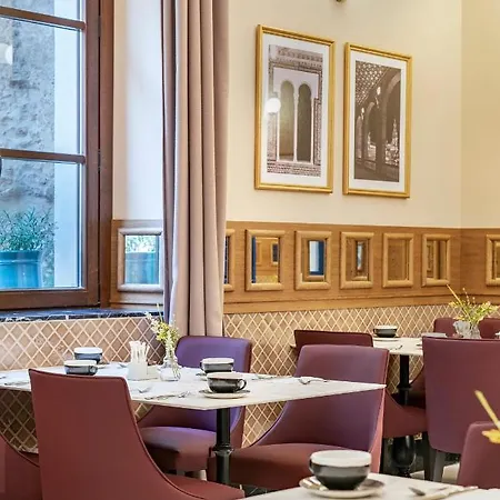 Hotel Vincci Molviedro