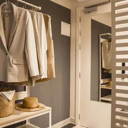 Konukevi Select Tetuan Sevilla