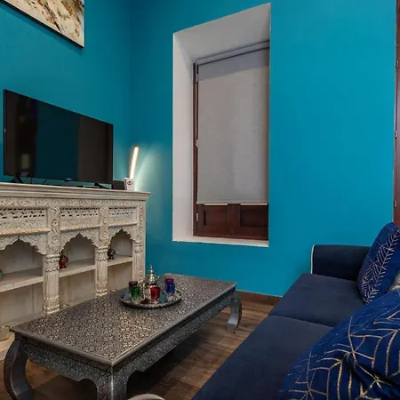 Amazing In With Kitchenette Apartment
