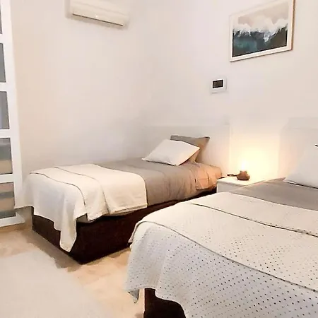 Apartamento Atico Joaquin Costa 15 Alameda De Hercules *