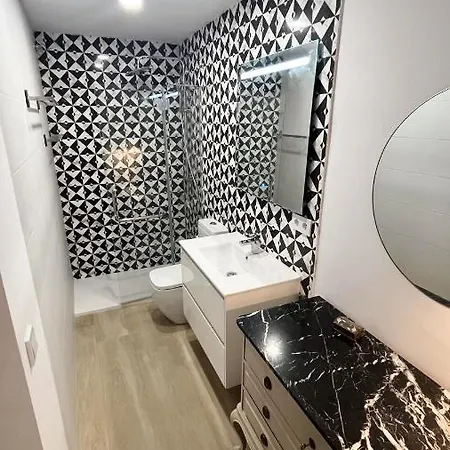 180 Luxury Redes * Sevilla