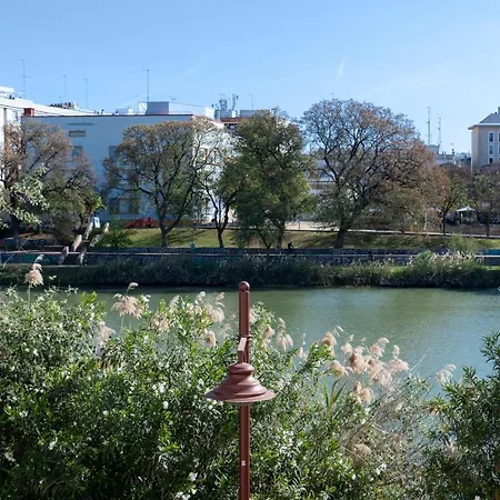 Leones Home, Parking Y Vistas Al Rio Apartment *