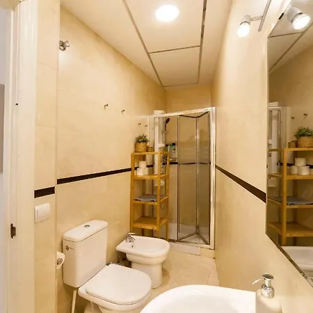 Апартаменты Jdcbd - Peaceful Double Bedroom In Centre Севилья