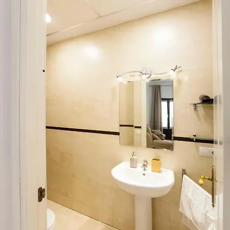 Jdcbd - Peaceful Double Bedroom In Centre