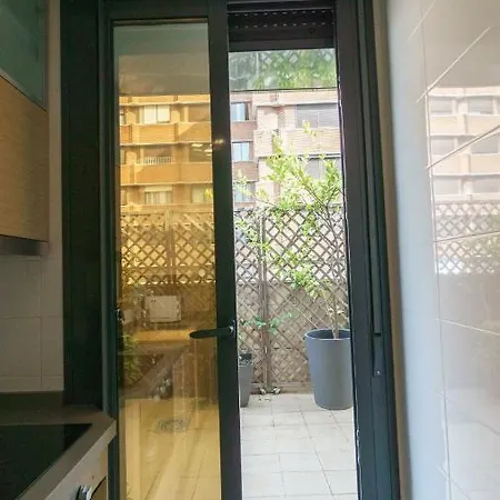 Rentalsevilla Coqueto Apartamento Con Terraza Privada Appartement