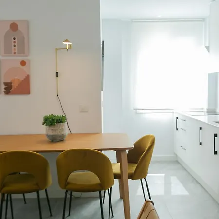 Lujoso Con Piscina Compartida 3 Apartment Seville